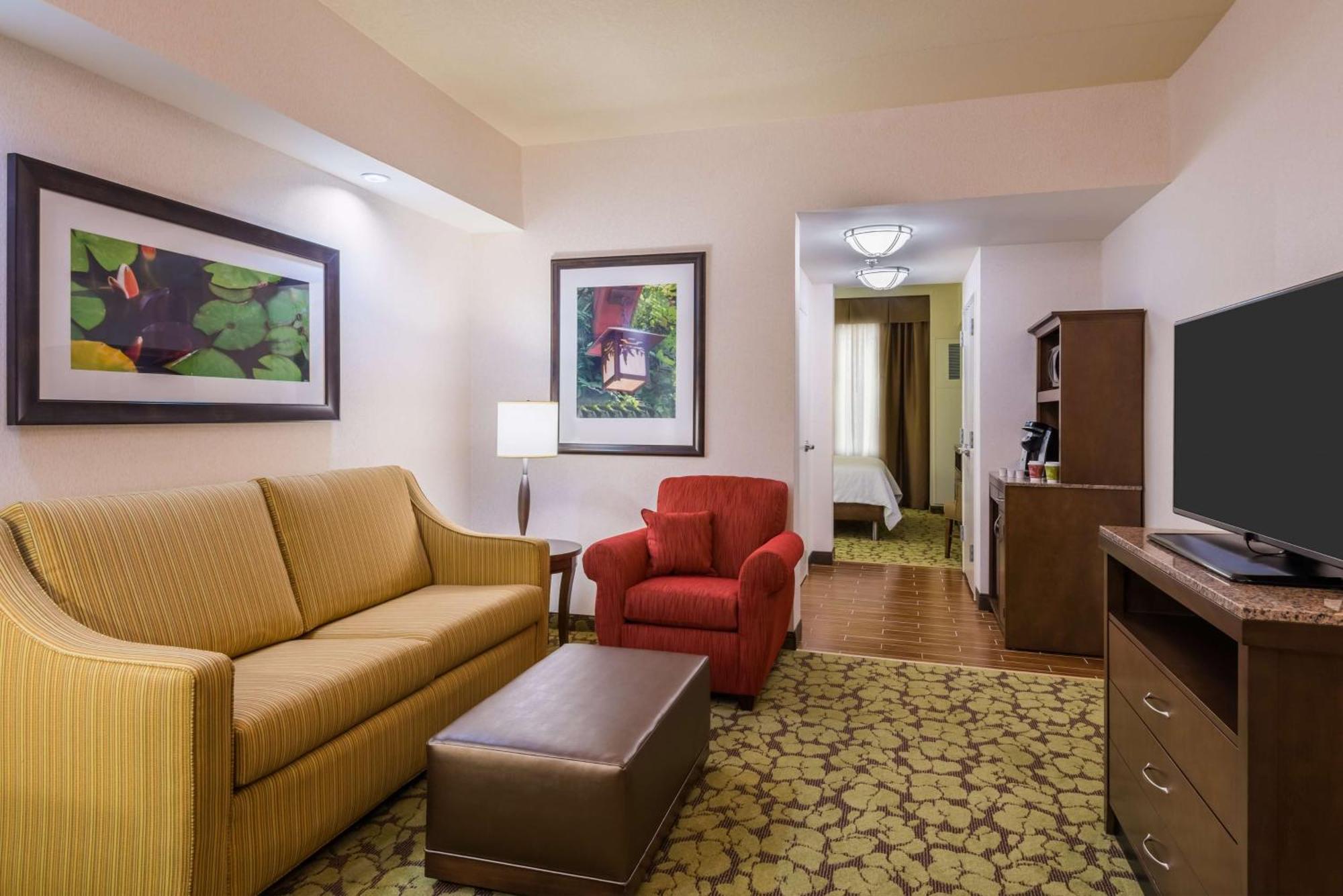 Hilton Garden Inn Вейн Екстер'єр фото