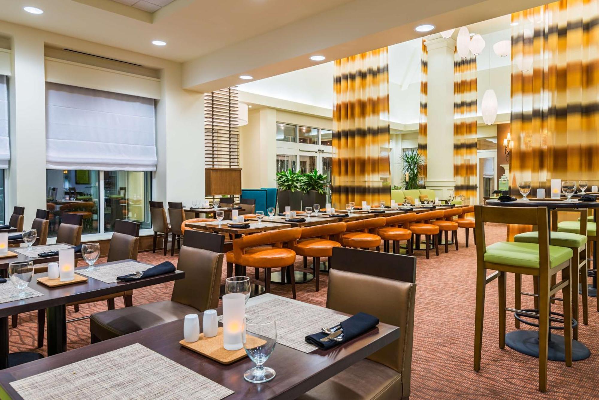 Hilton Garden Inn Вейн Екстер'єр фото