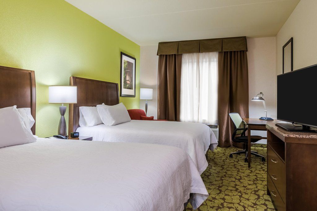 Hilton Garden Inn Вейн Екстер'єр фото